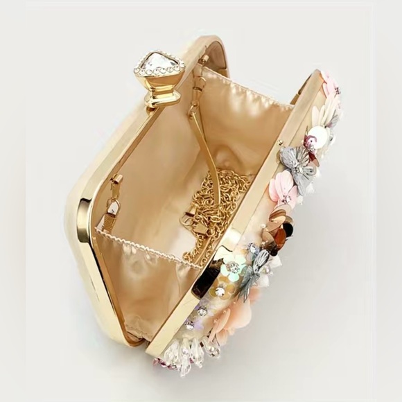 Jane Chic Designs Light Pink Blooming Bliss Clutch - Picture 3 of 11